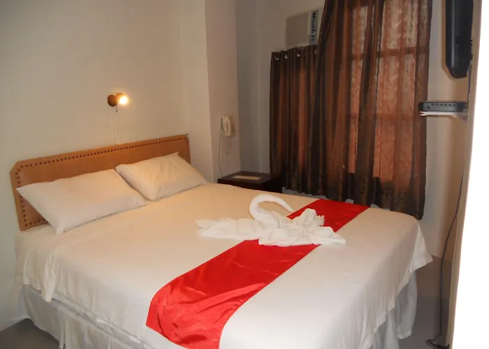 Hotel Cinfandel 3*
