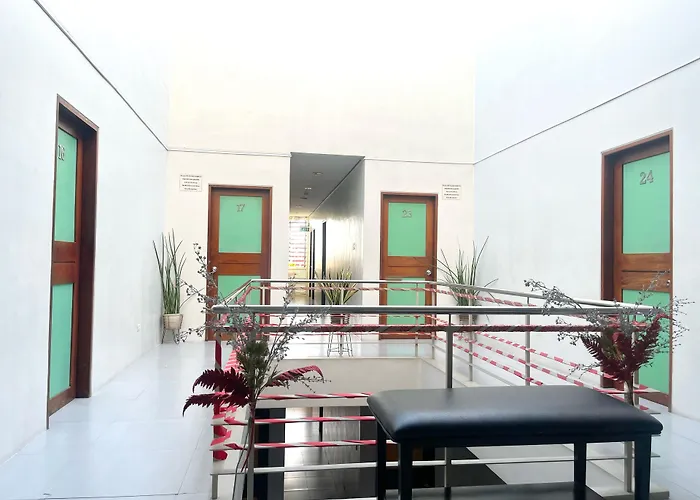 Hotel Cinfandel 3*