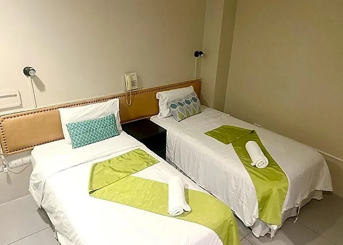 Cinfandel Hotel