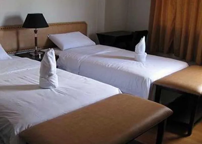 Cinfandel Hotel 3*