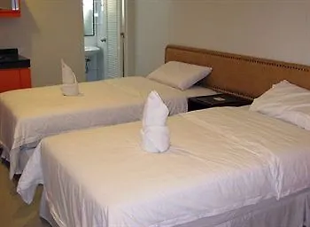 Hotel Cinfandel